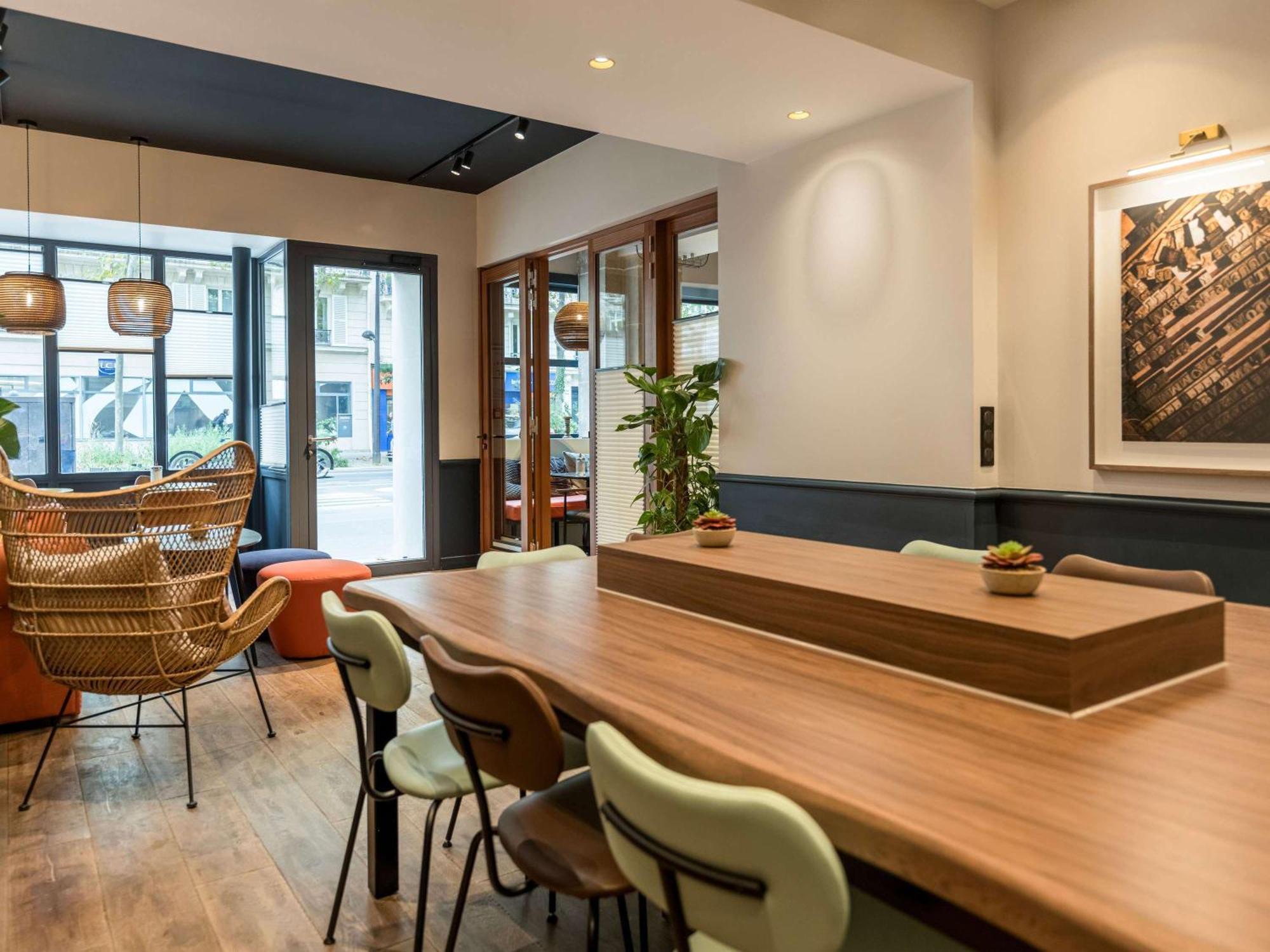 Ibis Styles Hotel Paris Gare De Lyon Bastille Exterior foto